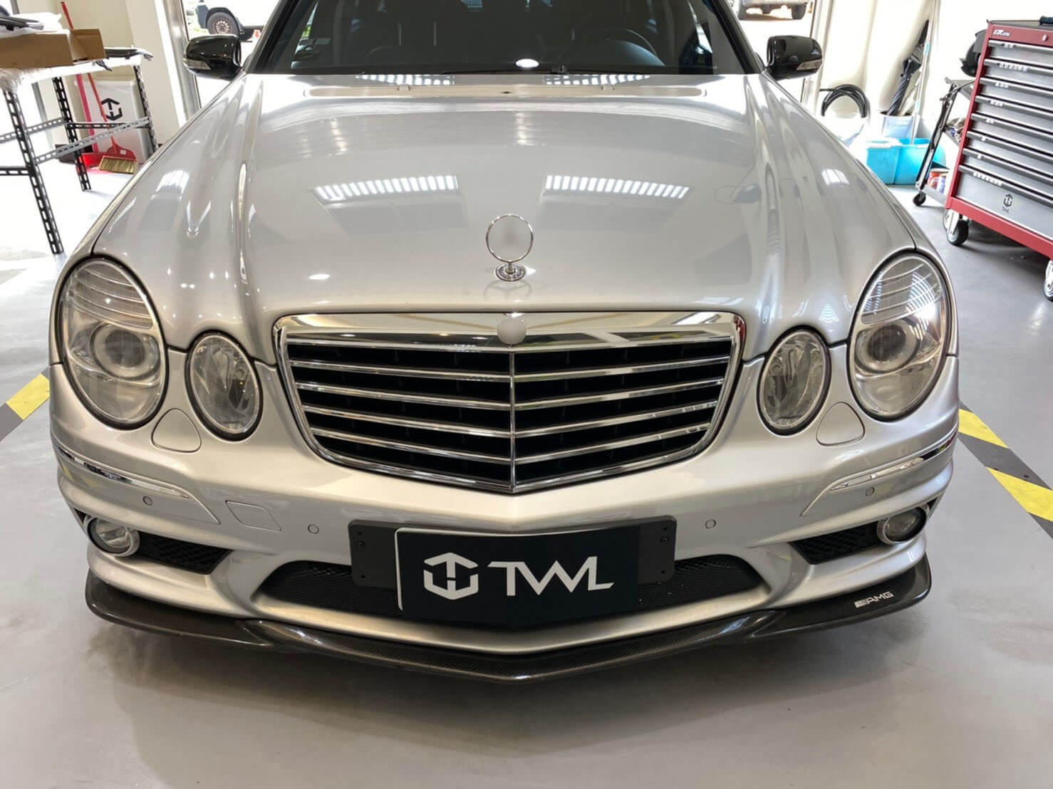 TWL-BENZ W211 E-Class E63 E200 E280 E350-Grille